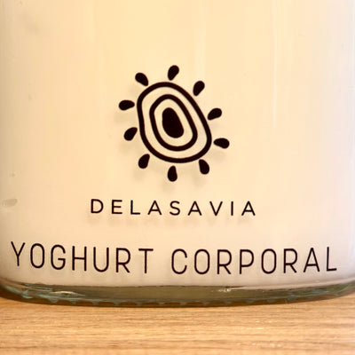 NUEVO YOGHURT CORPORAL ALMOND&ORANGE PIE,  Hidratación y fragancia prolongada con pantenol, aloe vera y argán.